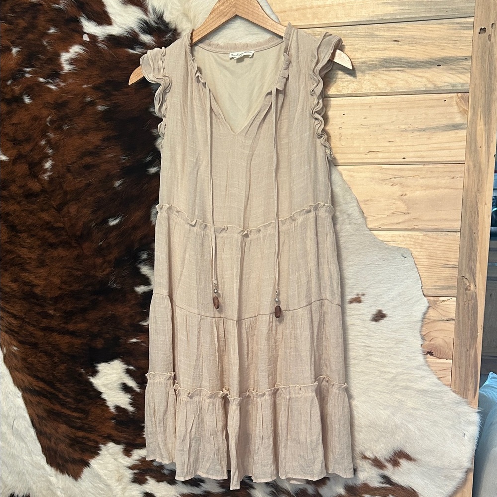 Indigo Rose Beige Ruffled Midi Dress Size Small